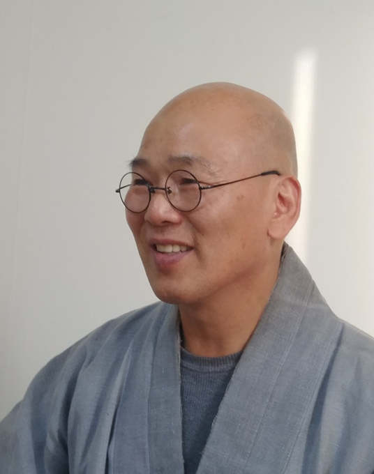 작가이미지